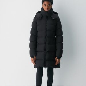 Women's Aritzia super puff - supersnug mid-climatte Black Puffer Coat